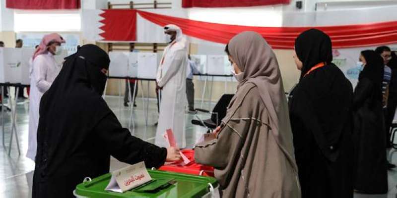  فوز سبع نساء في الجولة الثانية من الانتخابات النيابية في البحرين